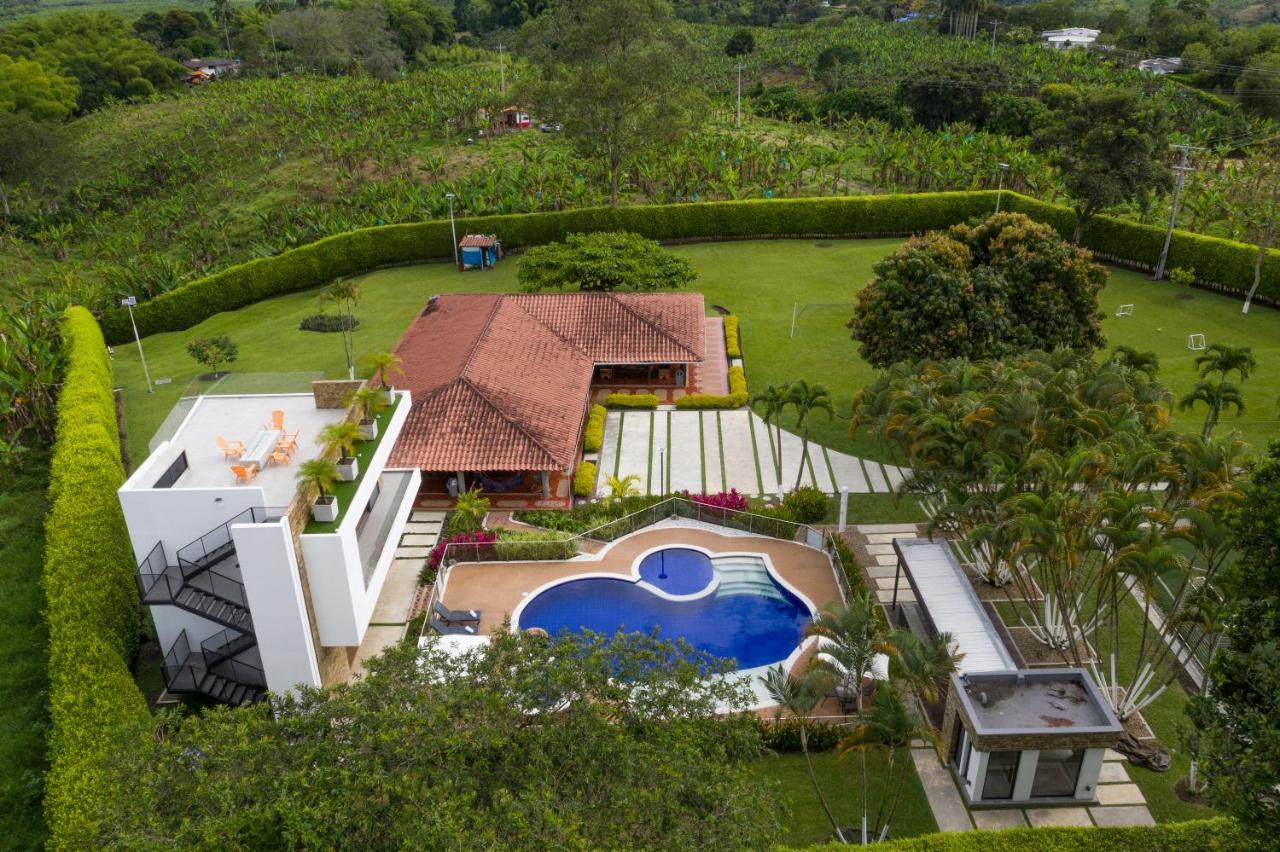 Calarcá Chalet La Alemania מראה חיצוני תמונה
